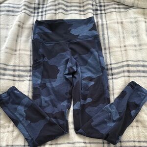 Aerie Women’s Blue Camouflage Leggings